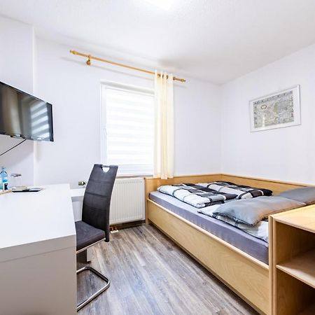 Pension & Gaststaette Zur Salzgrube 손더스하우젠 외부 사진
